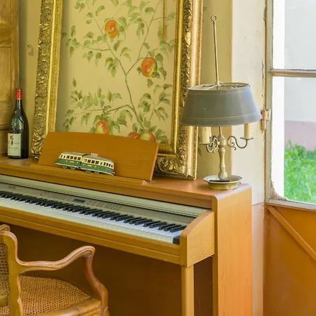 La Maison Des Jours Heureux Апартаменты *