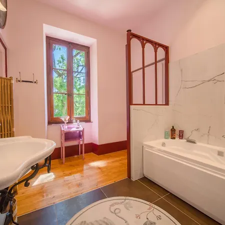 Апартаменты La Maison Des Jours Heureux *